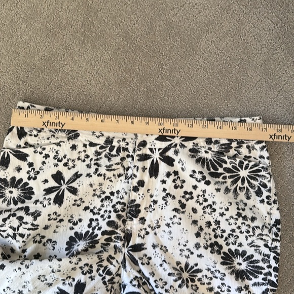 Calvin Klein Floral ankle jeans - Picture 9 of 10